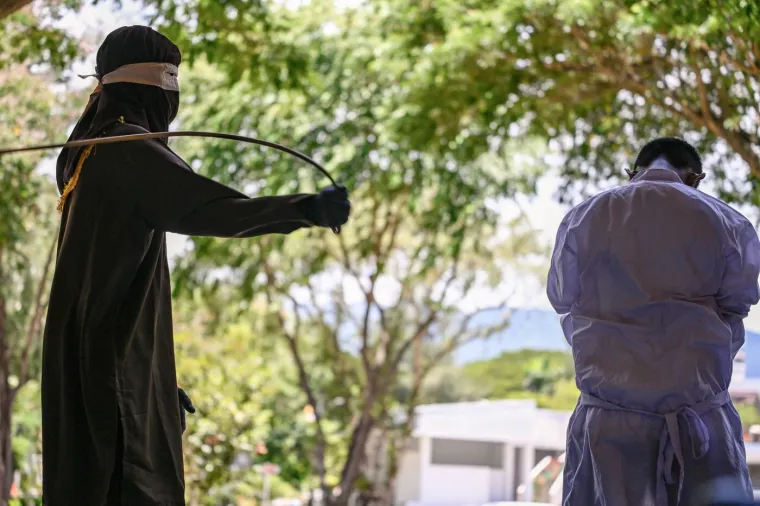 Javno bičevanje u 21. stoljeću: Kažnjeni zbog preljuba, kockanja i ljubavi prema istom spolu