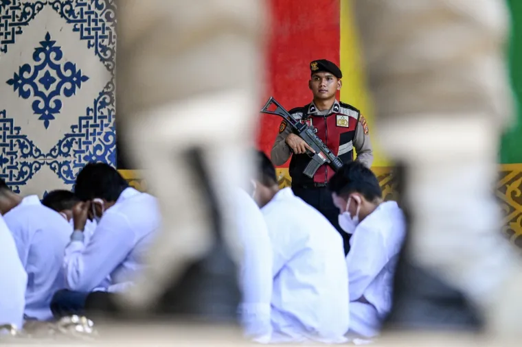 Javno bičevanje u 21. stoljeću: Kažnjeni zbog preljuba, kockanja i ljubavi prema istom spolu