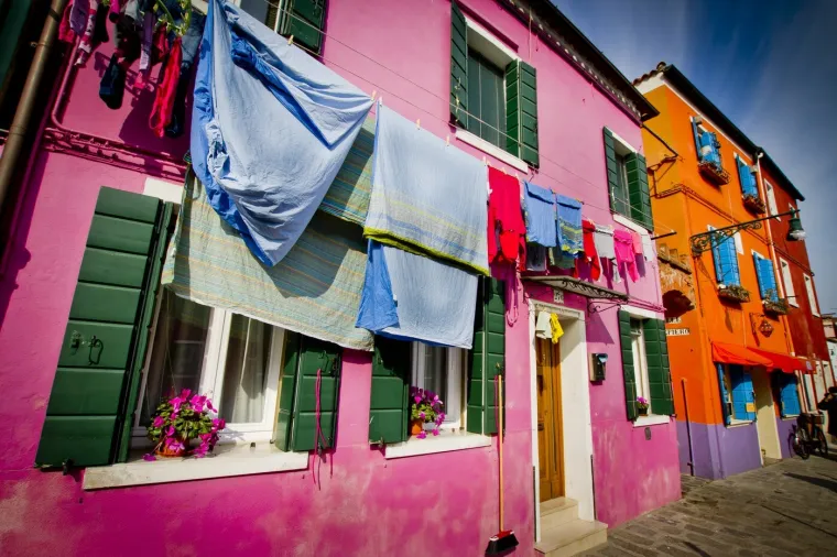 Ovo želite posjetiti: Kuće izgledaju kao slikarsko platno, a cijelo mjesto kao da je izašlo iz bajke