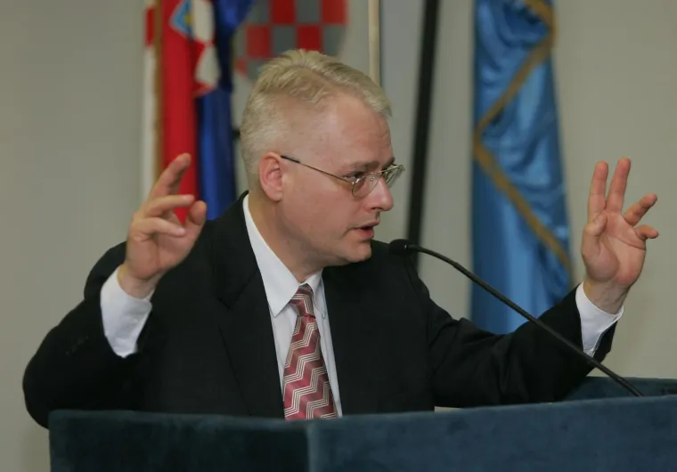 Ma tko bi ga prepoznao? Ovako je Ivo Josipović izgledao kad je služio u JNA