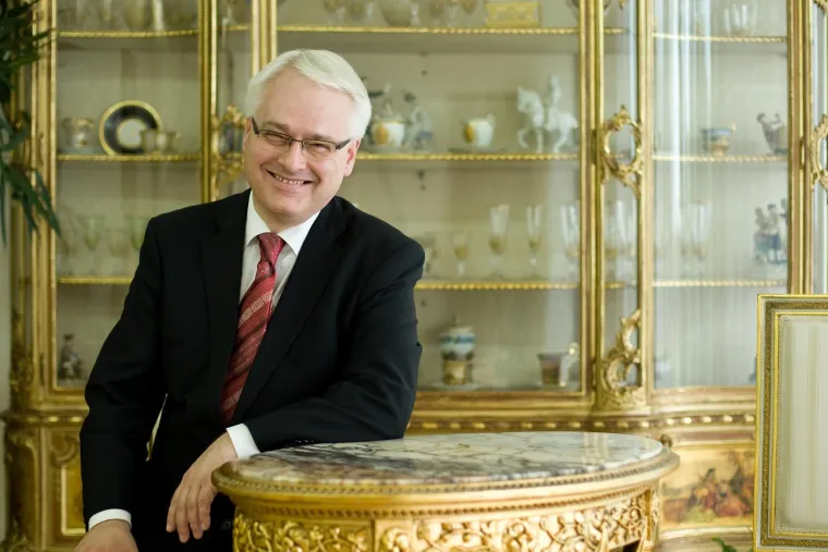 Ma tko bi ga prepoznao? Ovako je Ivo Josipović izgledao kad je služio u JNA