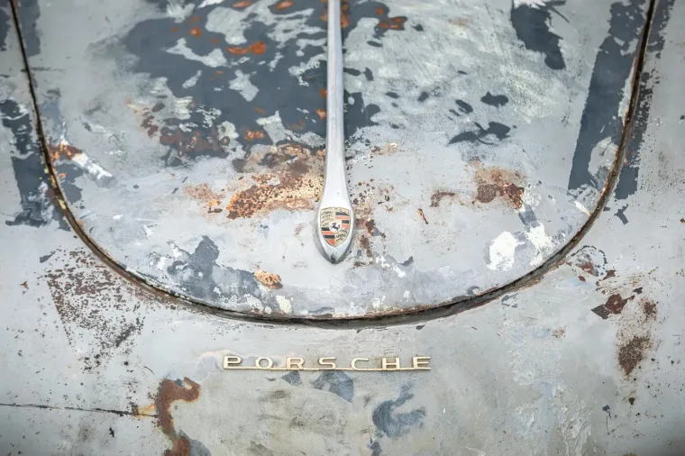 Dobili su za ovu olupinu lud novac, toliki da mogu kupiti stan u elitnom dijelu grada i jo&scaron; im ostane za more