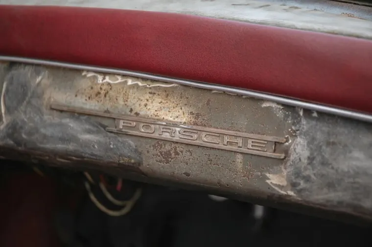 Dobili su za ovu olupinu lud novac, toliki da mogu kupiti stan u elitnom dijelu grada i jo&scaron; im ostane za more