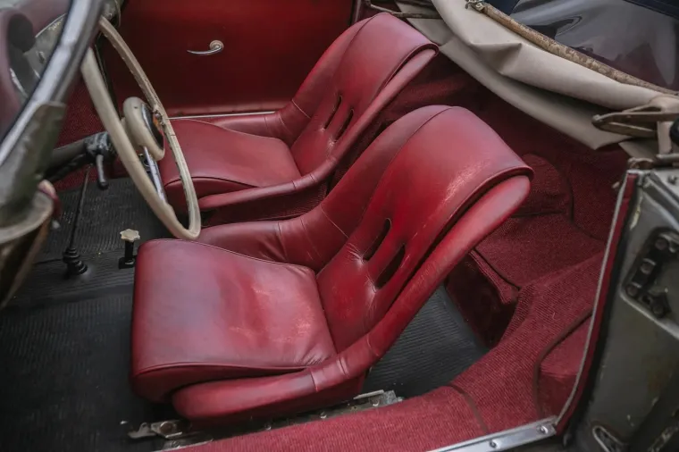 Dobili su za ovu olupinu lud novac, toliki da mogu kupiti stan u elitnom dijelu grada i jo&scaron; im ostane za more