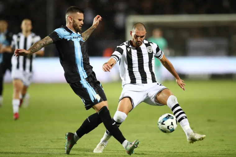 Riječanima na 'Grobnici' pustili pjesmu 'Grobara' prije početka utakmice