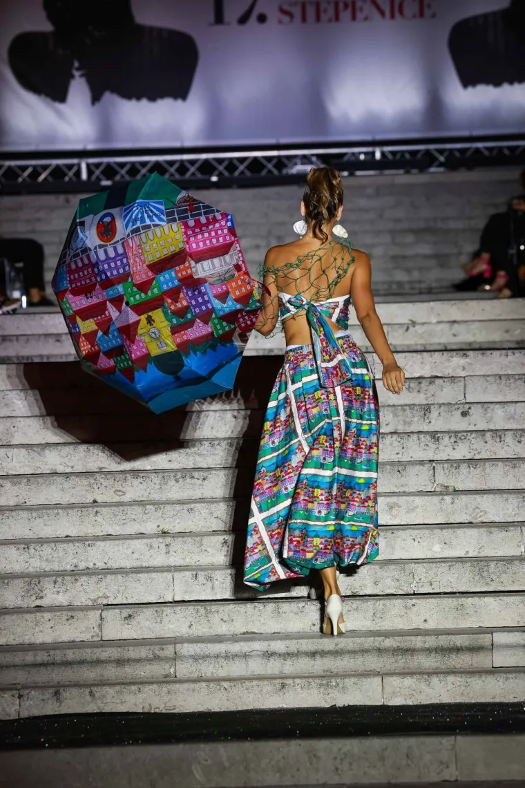 Ljepotice okupirale Rijeku: Pogledajte koje su biv&scaron;e hrvatske missice nosile 17 revija