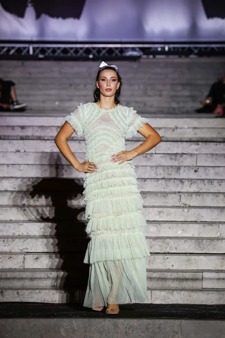 Ljepotice okupirale Rijeku: Pogledajte koje su biv&scaron;e hrvatske missice nosile 17 revija