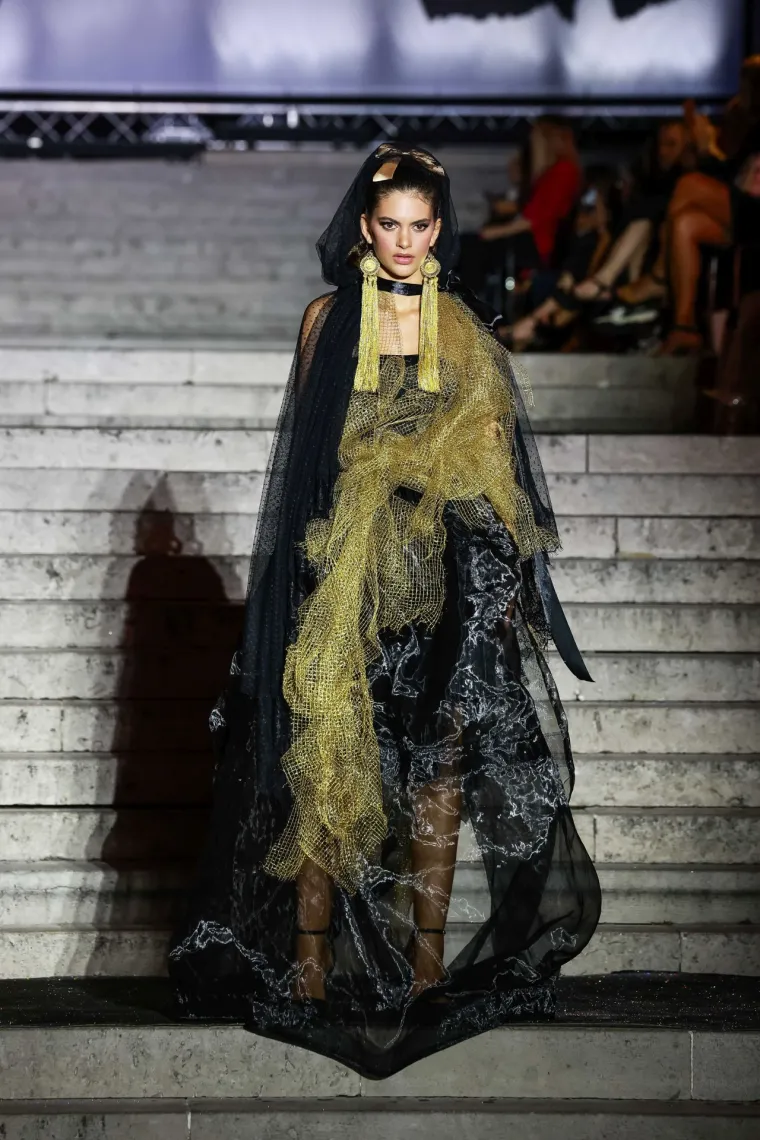 Ljepotice okupirale Rijeku: Pogledajte koje su biv&scaron;e hrvatske missice nosile 17 revija