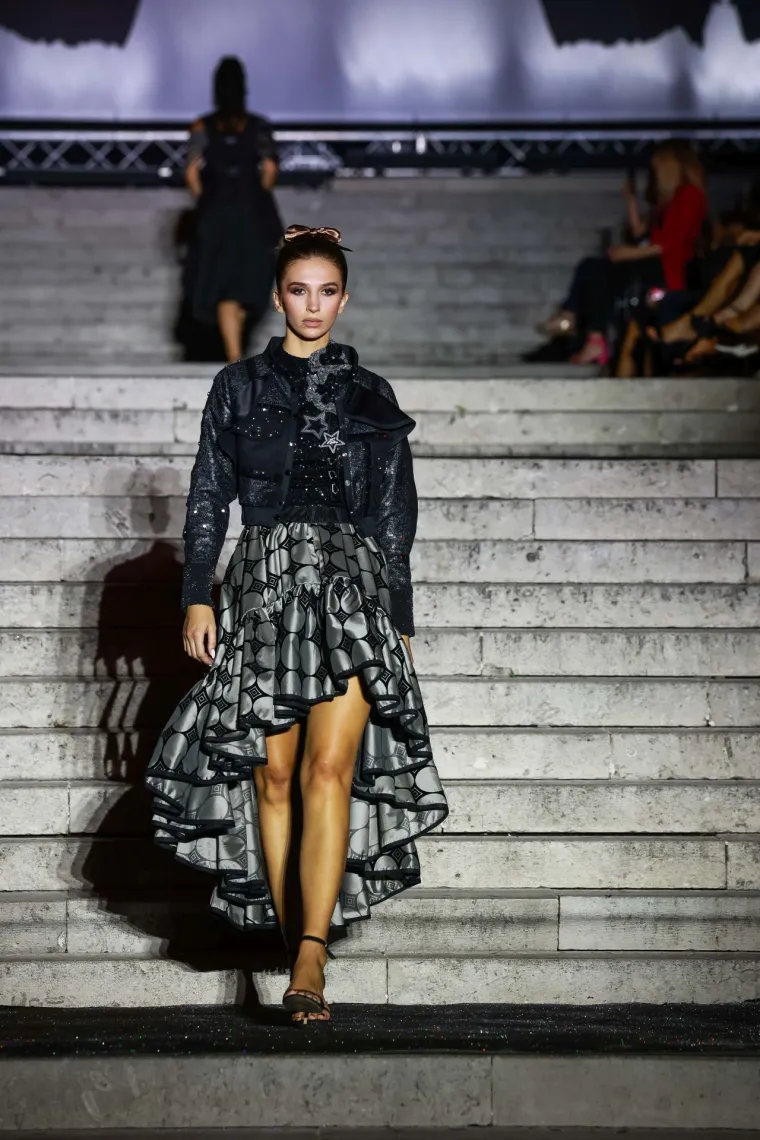 Ljepotice okupirale Rijeku: Pogledajte koje su biv&scaron;e hrvatske missice nosile 17 revija