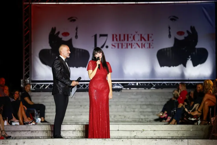 Ljepotice okupirale Rijeku: Pogledajte koje su biv&scaron;e hrvatske missice nosile 17 revija
