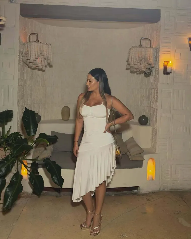 Biv&scaron;eg muža optužila za zlostavljanje, a danas blista kao nikad: Pamela osvaja svojim oblinama