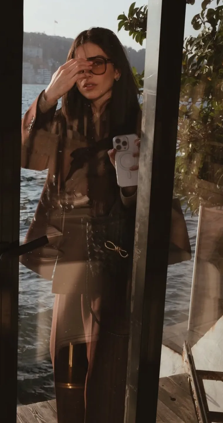 Nazivaju je hrvatskom Meghan Markle: Tko je supruga Dominika Livakovića koja osvaja otmjenim stilom?