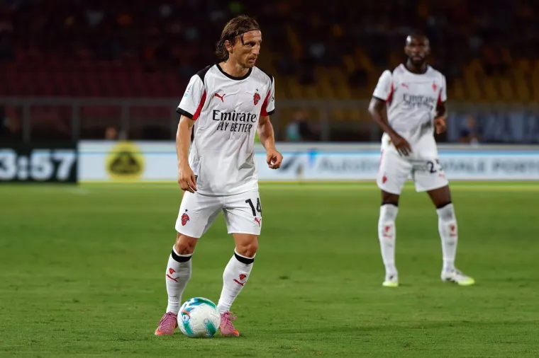 'Harry Potter dodavanja': Nogometni svijet klanja se Modriću