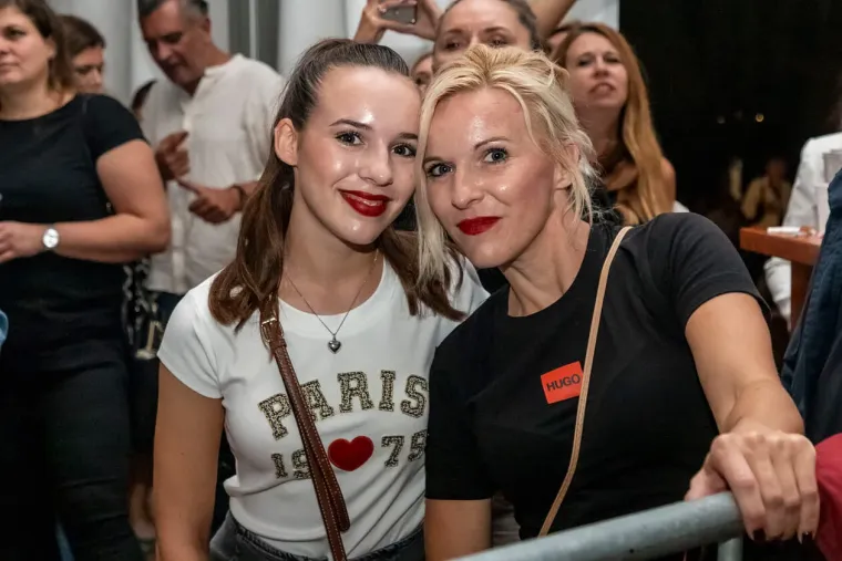 Zavodljive žene, pivo i kolo: Ni ki&scaron;a ih nije ugasila, u Osijeku ba&scaron; znaju partijati