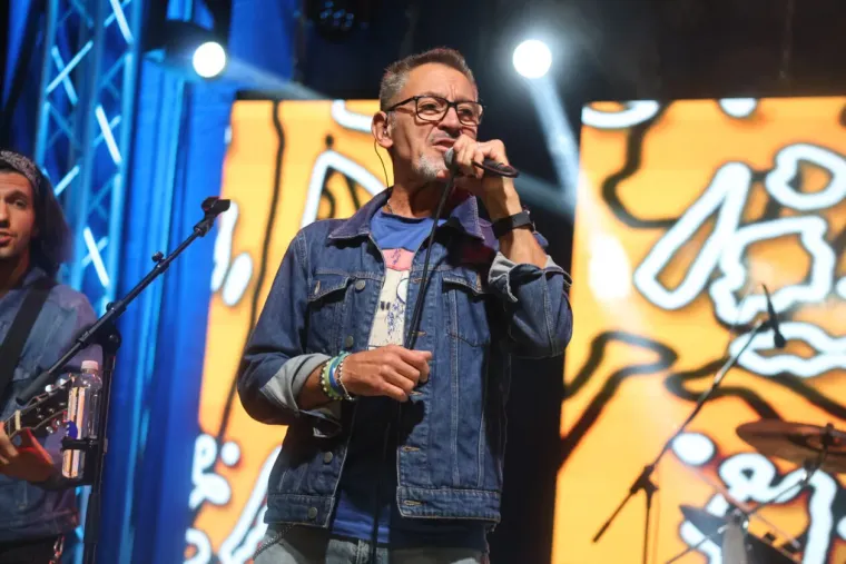 Plava i zanosna: Dok su svirali Psihomodo Pop, Vanna i Neki to vole vruće, ova ljepotica postala je senzacija