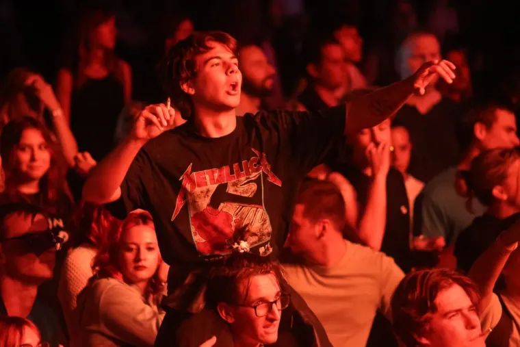 Plava i zanosna: Dok su svirali Psihomodo Pop, Vanna i Neki to vole vruće, ova ljepotica postala je senzacija