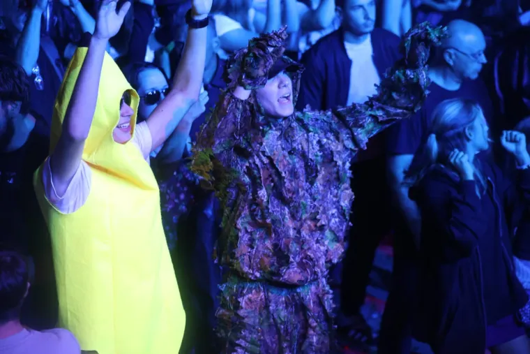 Plava i zanosna: Dok su svirali Psihomodo Pop, Vanna i Neki to vole vruće, ova ljepotica postala je senzacija