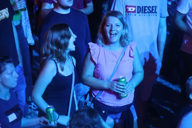 Plava i zanosna: Dok su svirali Psihomodo Pop, Vanna i Neki to vole vruće, ova ljepotica postala je senzacija