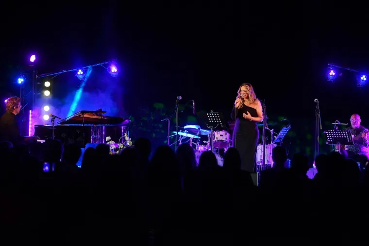 Ovako je izgledao sinoćnji koncert u čast Gabi Novak i Matije Dedića: Na pozornicu se popela i Lu