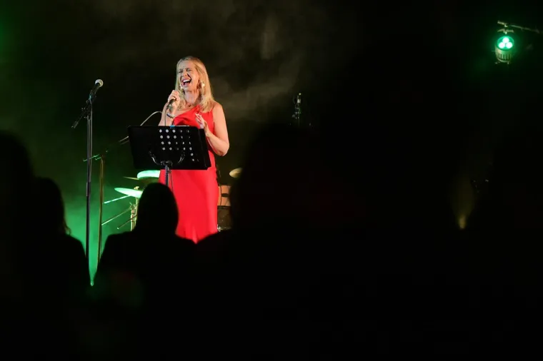 Ovako je izgledao sinoćnji koncert u čast Gabi Novak i Matije Dedića: Na pozornicu se popela i Lu