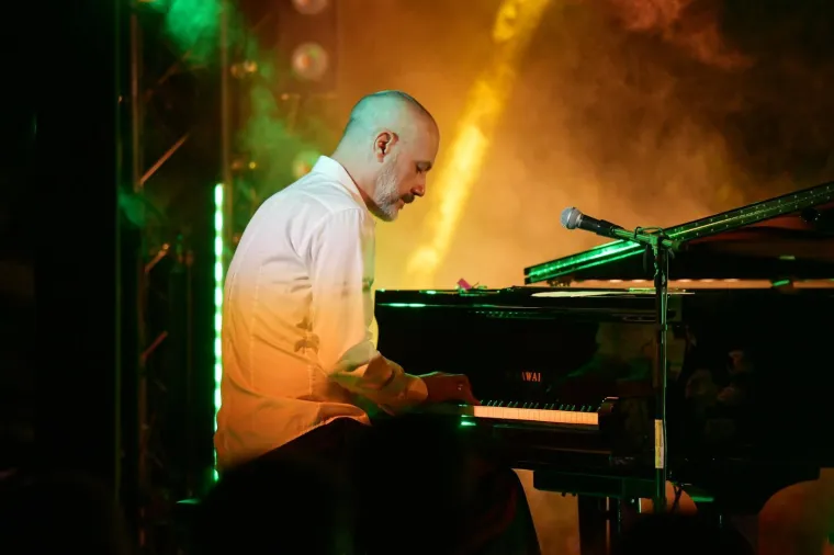 Ovako je izgledao sinoćnji koncert u čast Gabi Novak i Matije Dedića: Na pozornicu se popela i Lu