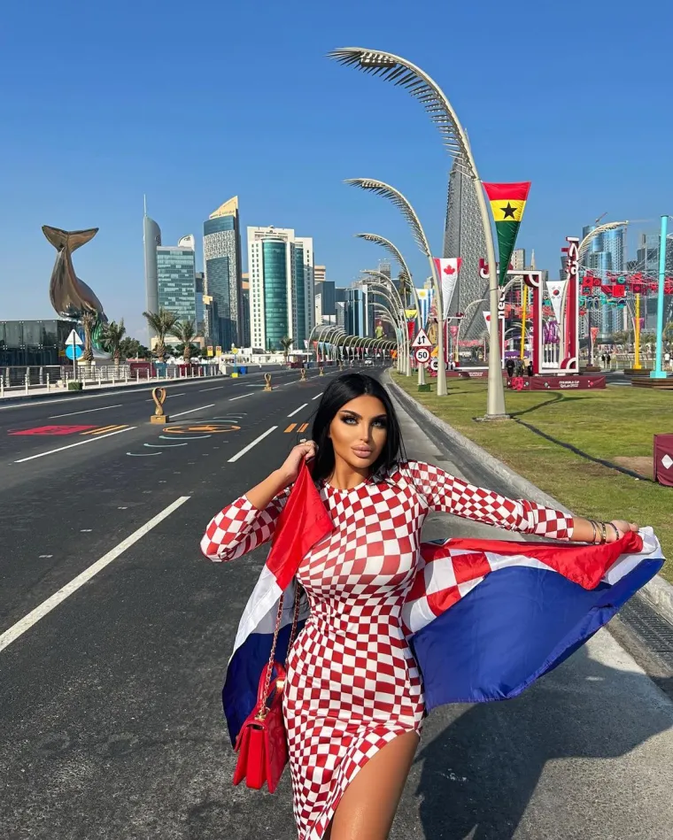 Ovako hrvatska navijačica Magdalena izgleda bez trunke Photoshopa: Da nije malčice pretjerala?