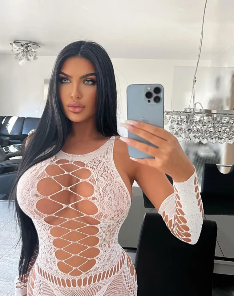 Ovako hrvatska navijačica Magdalena izgleda bez trunke Photoshopa: Da nije malčice pretjerala?