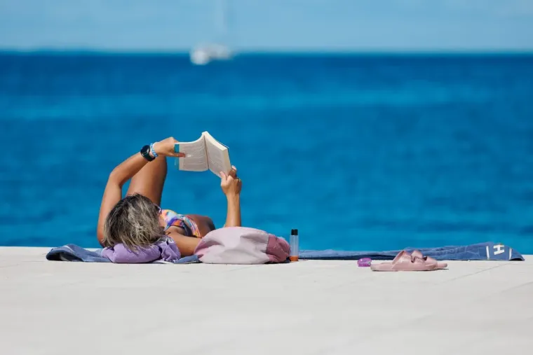 Kao pravi model: Djevojka u Zadru pozirala u centru grada, nema tko je nije gledao