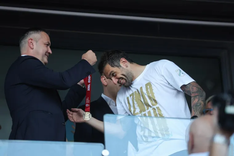 Sva lica Radomira Đalovića: Pogledajte najluđa izdanja dojučerašnjeg Rijekina trenera