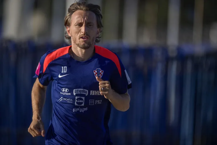 Trening Vatrenih u savršenom raspoloženju Luke Modrića, ali svi su primjetili Perišićevu bombu od noge