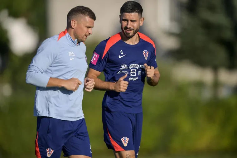 Trening Vatrenih u savr&scaron;enom raspoloženju Luke Modrića, ali svi su primjetili Peri&scaron;ićevu bombu od noge