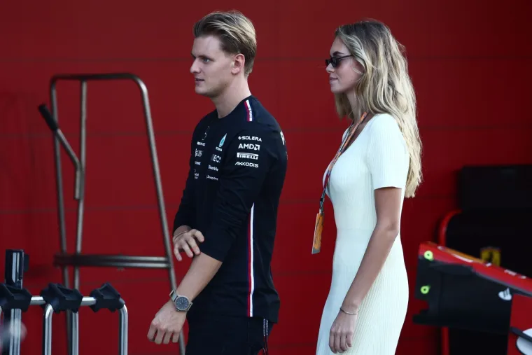 Ljepotica iz BiH ljubila je Schumachera, a sada za ruku drži najboljeg tenisača svijeta