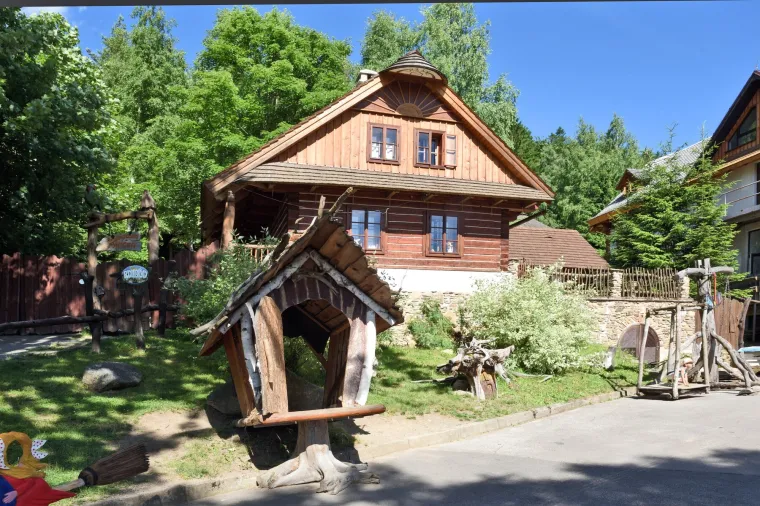 U ovom se selu isprepliću mašta i stvarnost, iz tog se razloga mudro najaviti nekoliko mjeseci unaprijed!