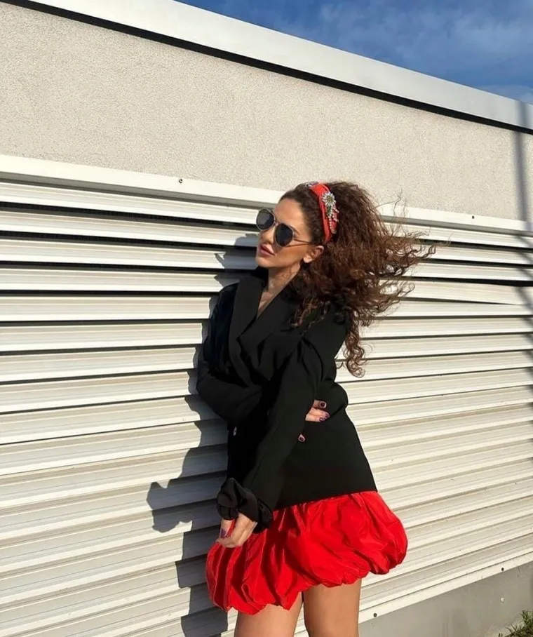 Mlađahna supruga Frane Lasića prirodna je ljepotica, a zanosna figura je njen najjači adut