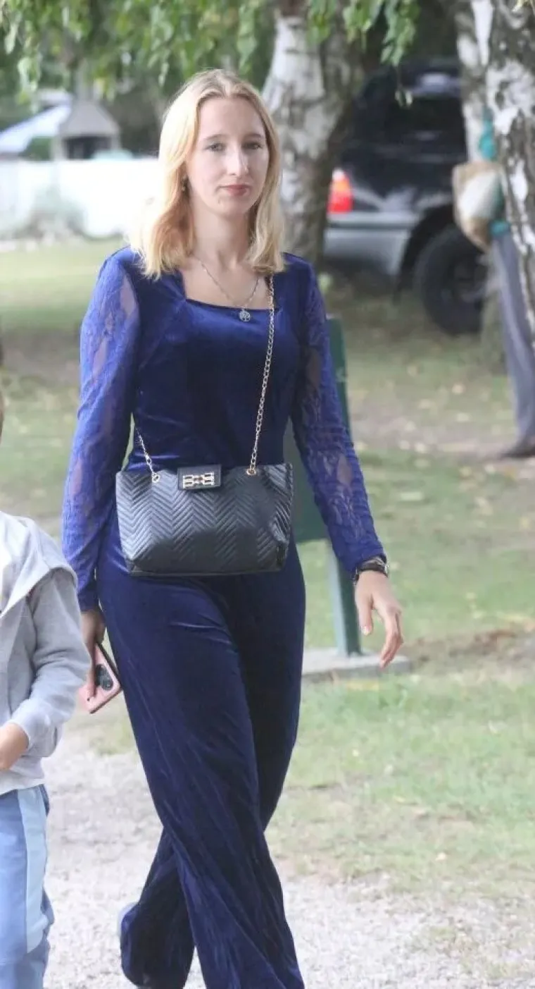 Prirodna ljepotica kakvu rijetko viđamo: Domaća glumica osvojila Međimurje u ležernom izdanju