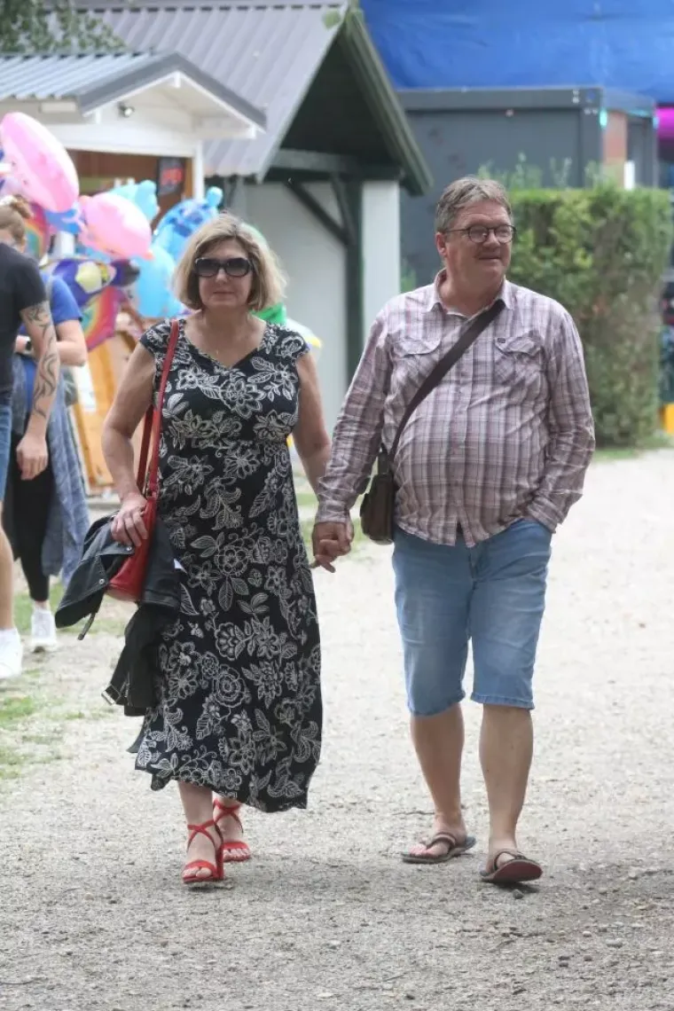 Prirodna ljepotica kakvu rijetko viđamo: Domaća glumica osvojila Međimurje u ležernom izdanju