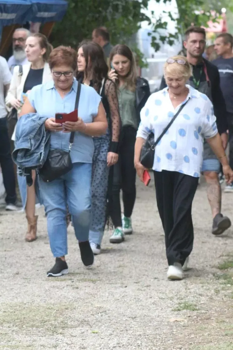 Prirodna ljepotica kakvu rijetko viđamo: Domaća glumica osvojila Međimurje u ležernom izdanju