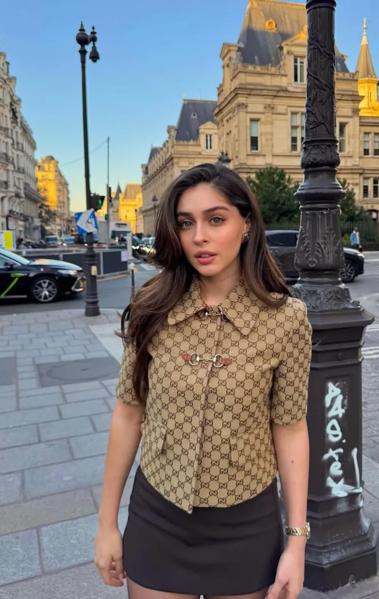 Krasotica zelenih očiju skoro postala učiteljica: Danas glumica, a frajere redom baca na koljena