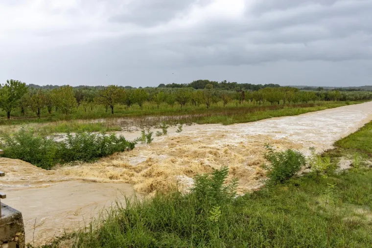 Ceste postale blatne kaljuže, a dvori&scaron;ta bazeni: Nevjerojatne scene nakon nevremena u Istri