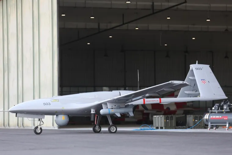 Moćni, precizni, nemilosrdni: Predstavljen Bayraktar! Ovako izgleda budućnost ratovanja