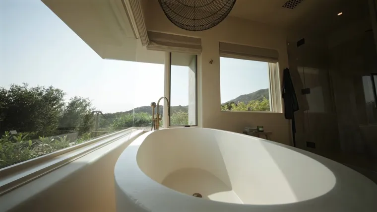 Jeste li vidjeli i&scaron;ta luksuznije? Doc iz 'Povratka u budućnost' prodaje dom za 4 milijuna eura