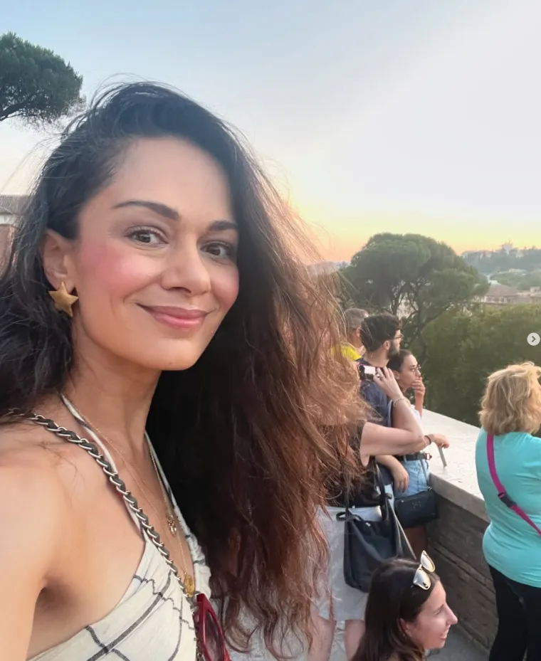 Ona je zaslužna za sreću zastupnika nakon smrti supruge: Kristina Krepela ponosno pokazuje dečka