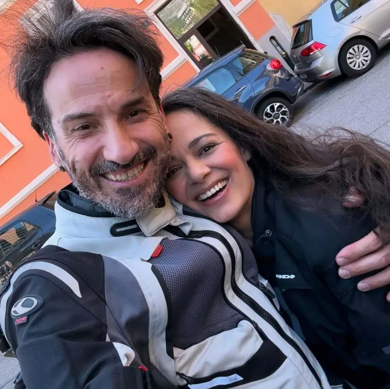 Ona je zaslužna za sreću zastupnika nakon smrti supruge: Kristina Krepela ponosno pokazuje dečka