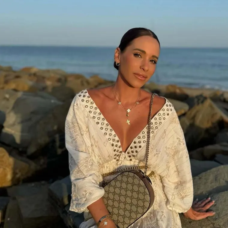 Ovako izgleda ljeto supruge Ivana Rakitića: Zgodna Španjolka voli pozirati u kupaćim kostimima