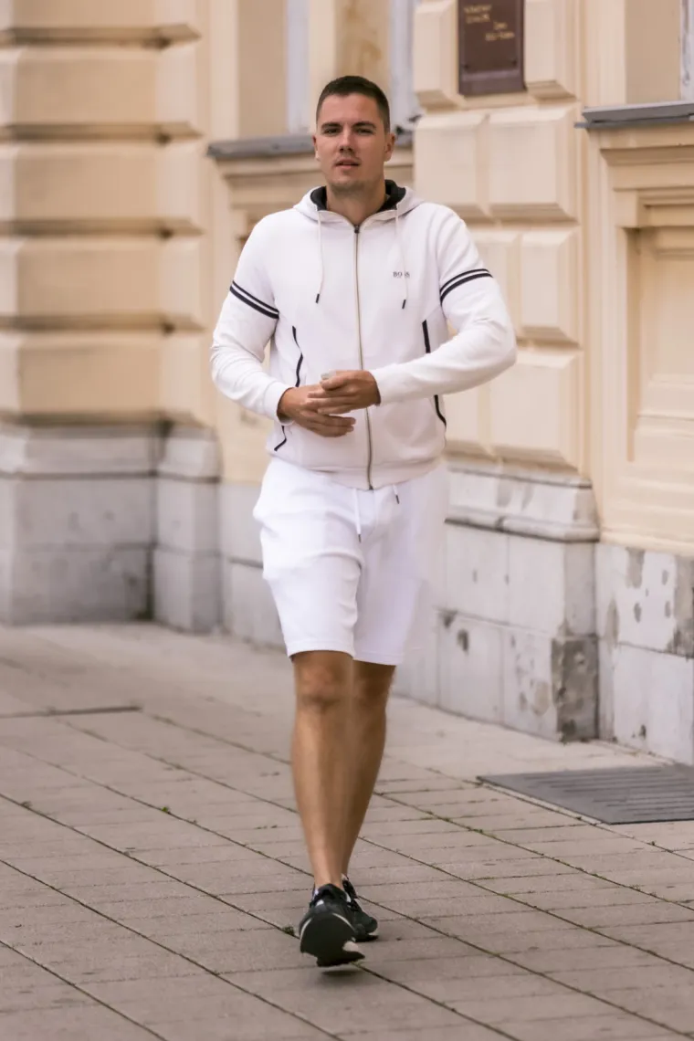 Nije za djevojke slabijeg srca: I u sportskom izdanju osvajaju špicu