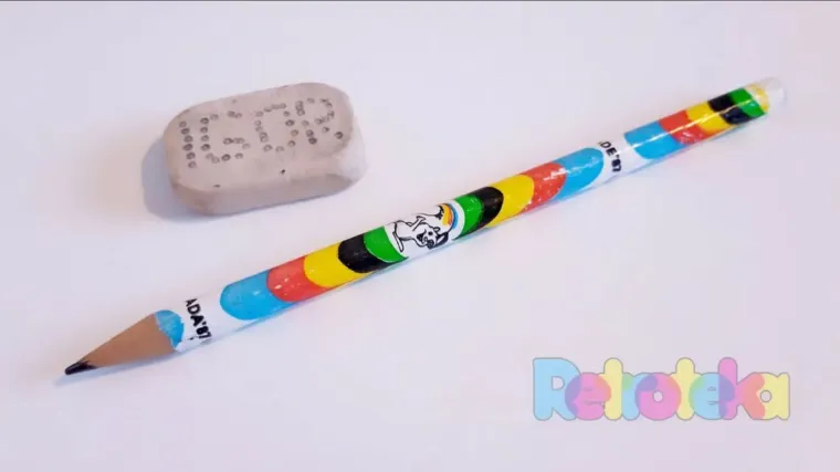 Pamtite li ovaj pribor? Nekoć je odlazak u školu bez njega bio nezamisliv i baš budi lijepa sjećanja