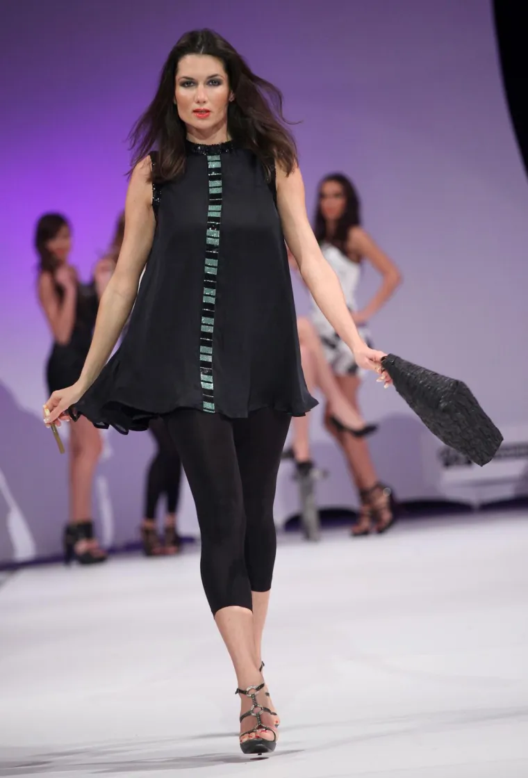 Harala je modnim pistama, a onda postala hrvatski Bear Grylls: Najbolja izdanja Dvine Meler