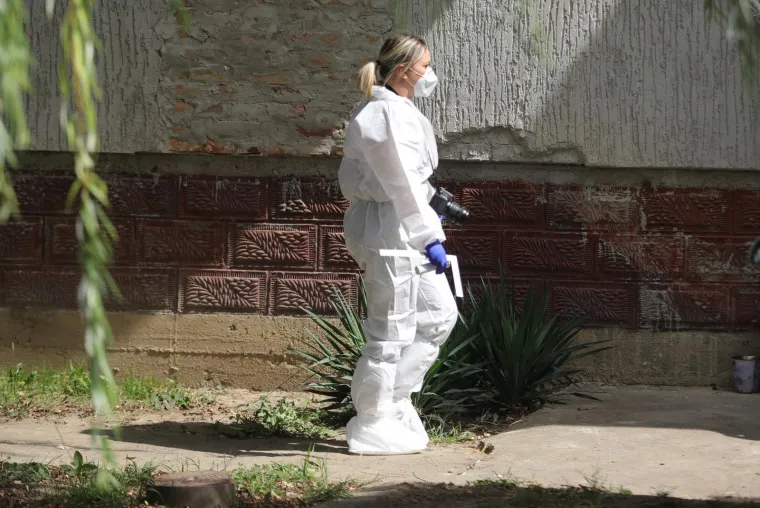 Prve fotografije s mjesta užasa: U septičkoj jami navodno našli raskomadanu ženu