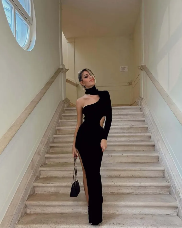 Tko je tajanstvena plavuša koja je osvojila našeg reprezentativca? Redovito zadivljuje zanosnim izdanjima