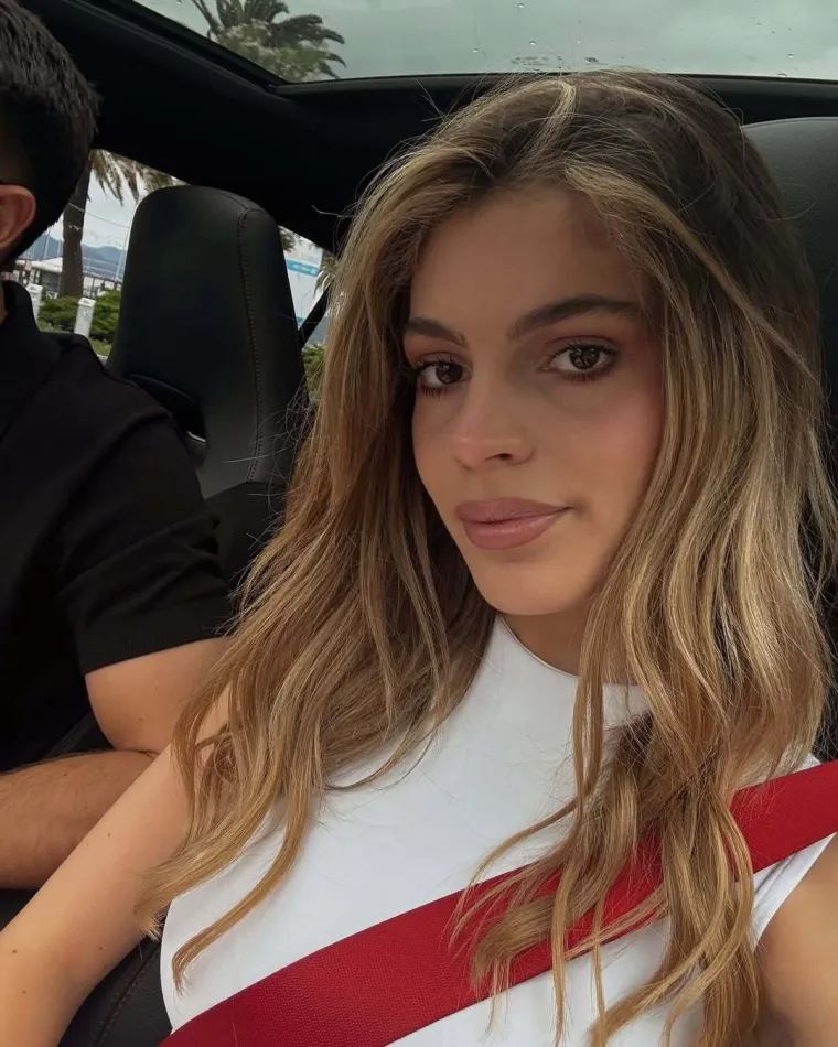 Tko je tajanstvena plavu&scaron;a koja je osvojila na&scaron;eg reprezentativca? Redovito zadivljuje zanosnim izdanjima